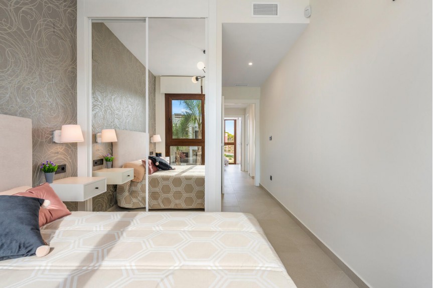 Los Balcones, Modern apartments