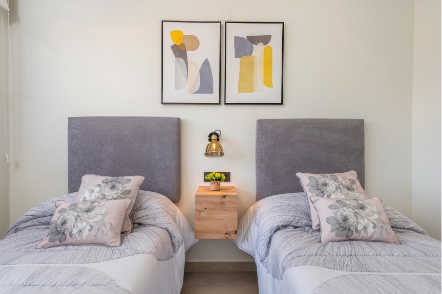 Los Balcones, Modern apartments