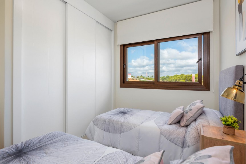 Los Balcones, Modern apartments