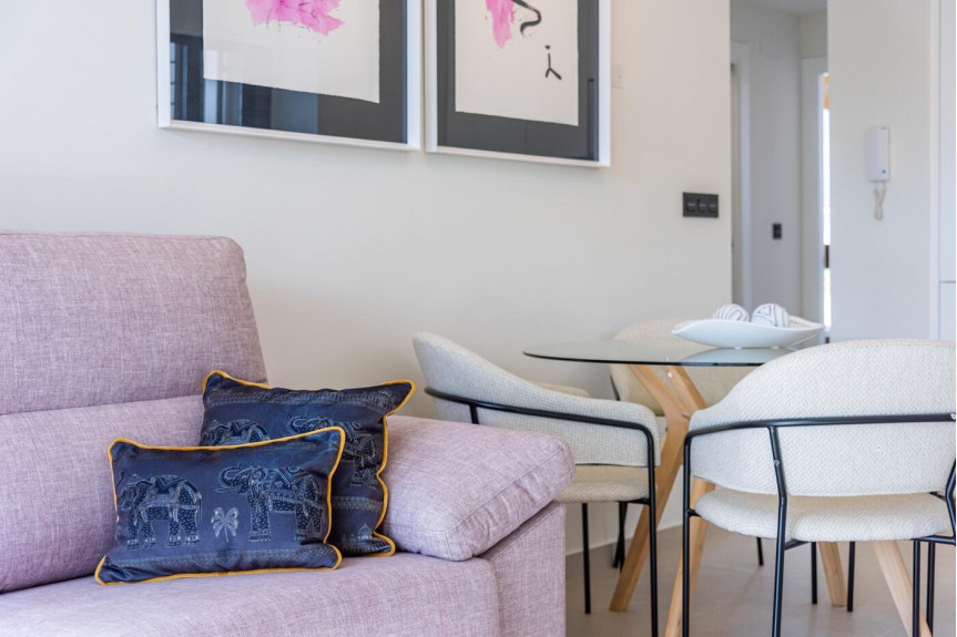 Los Balcones, Modern apartments