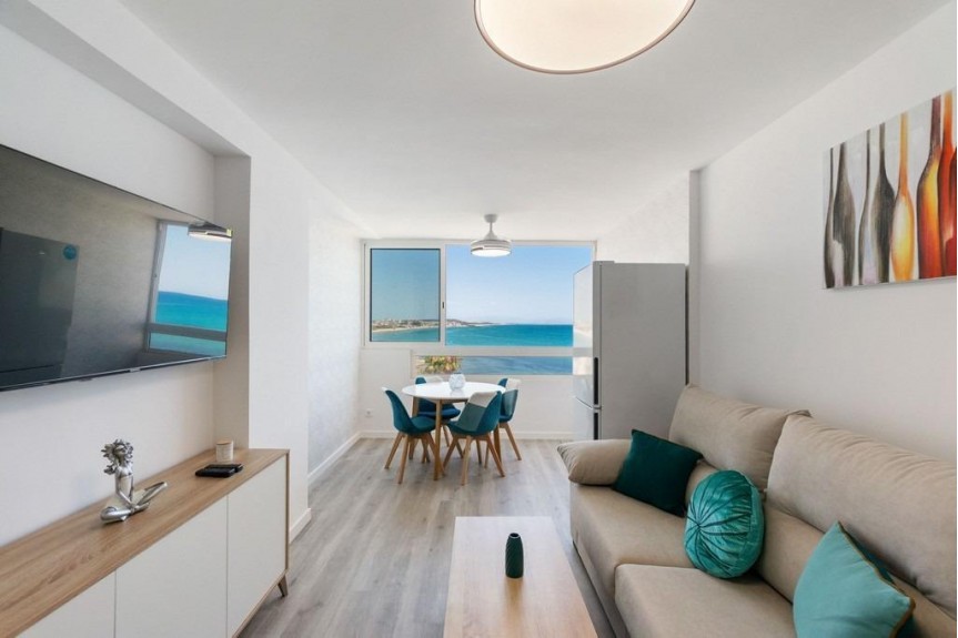 alicante, Torrevieja, Apartament z widokiem na morze