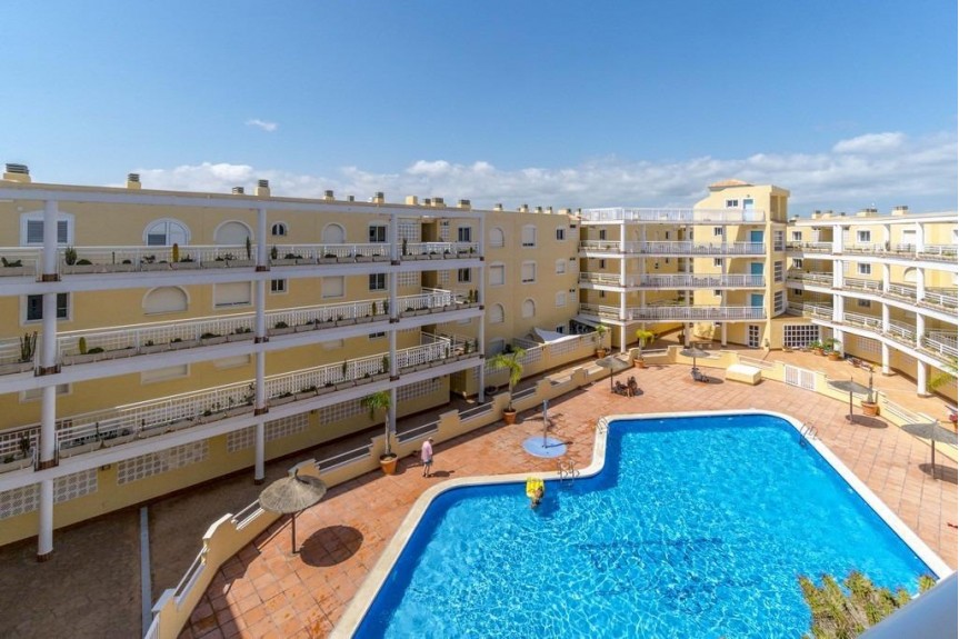 Dehesa de Campoamor, Apartment with a sea view