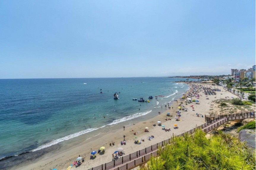 Dehesa de Campoamor, Apartment with a sea view