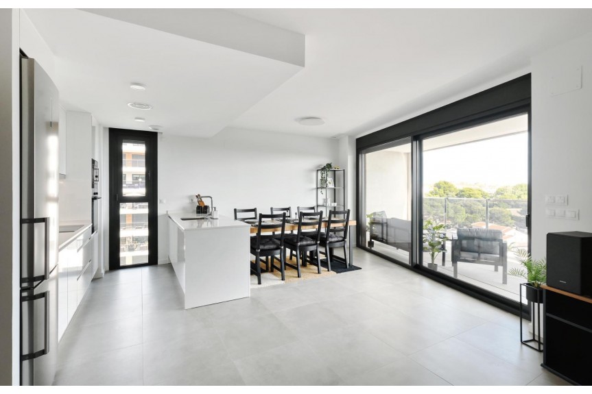 Dehesa de Campoamor, Luxury apartment