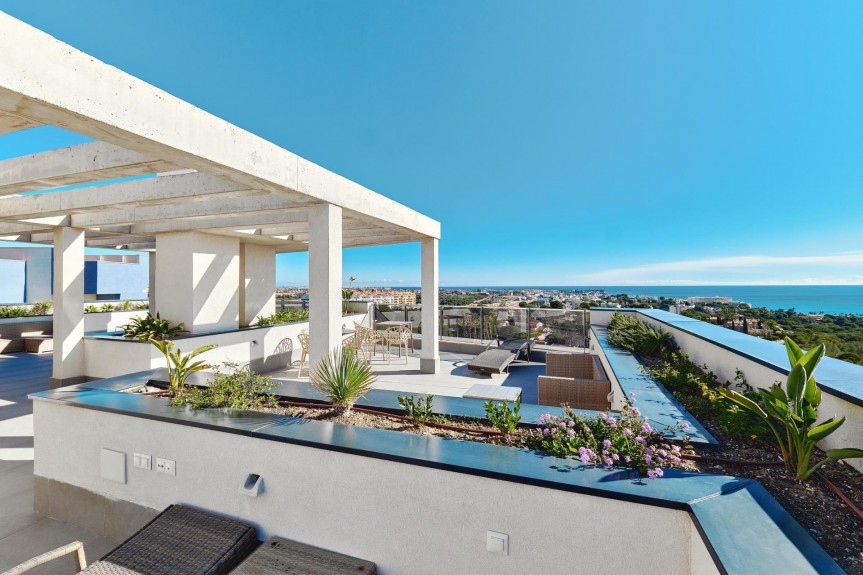 Dehesa de Campoamor, Luxury apartment