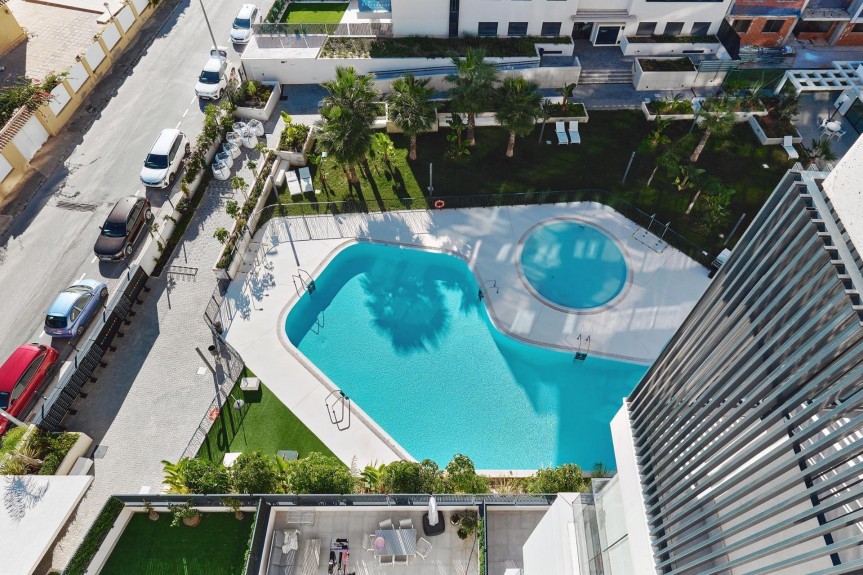 Dehesa de Campoamor, Luxury apartment