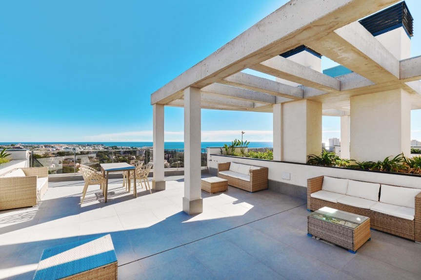 Dehesa de Campoamor, Luxury apartment