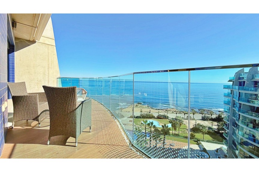 Punta Prima, Apartment with sea view