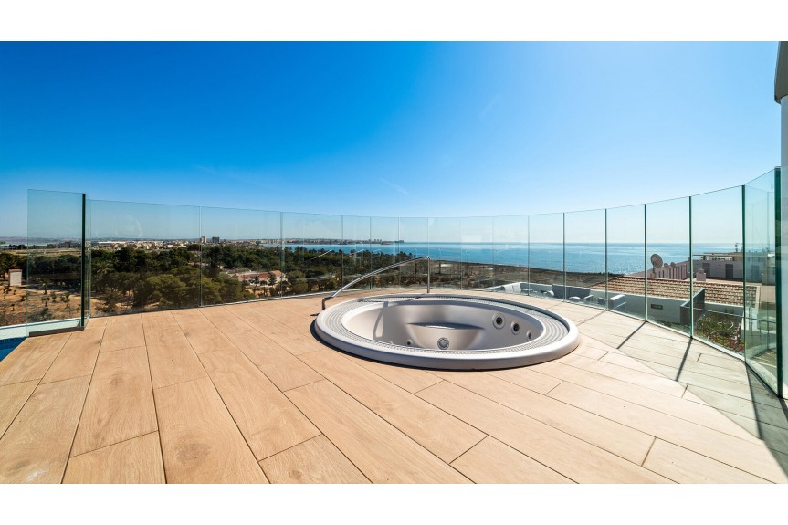 Punta Prima, Luxury apartment