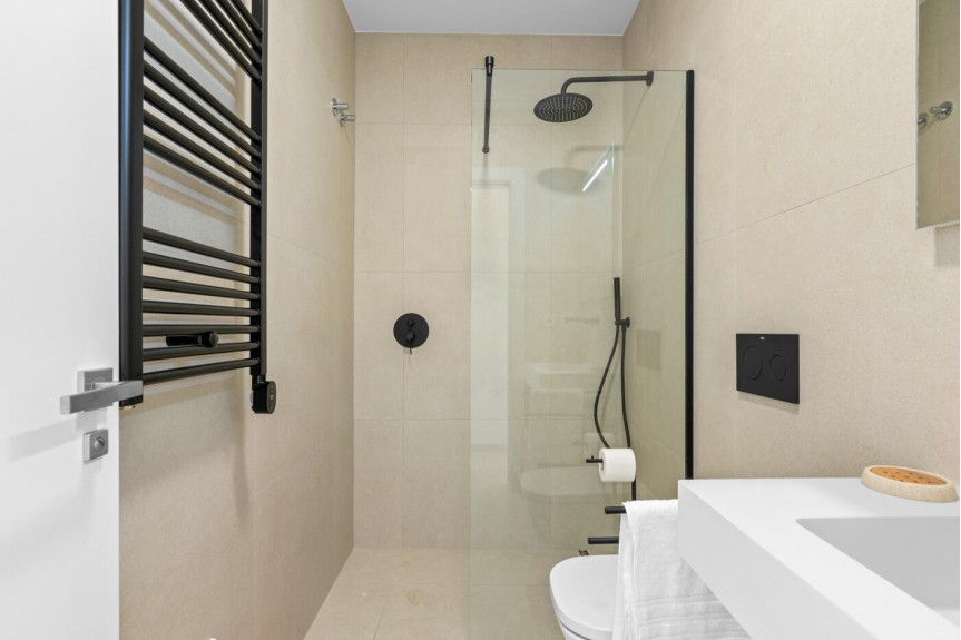 Los Alcazares, Single-story villas