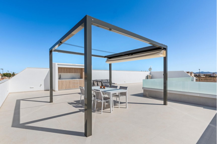 Los Alcazares, Single-story villas