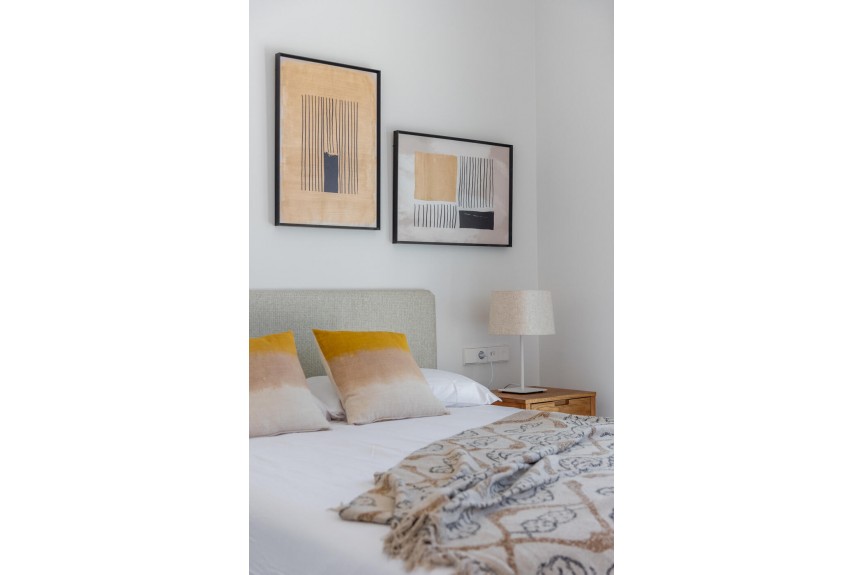 Los Alcazares, Single-story villas