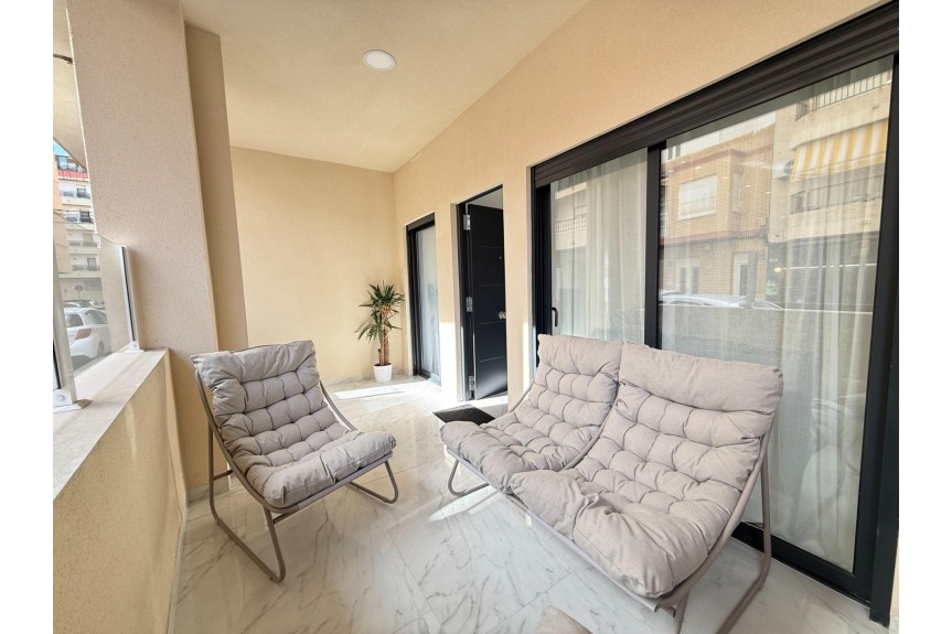 Torrevieja, Apartament blisko plaży