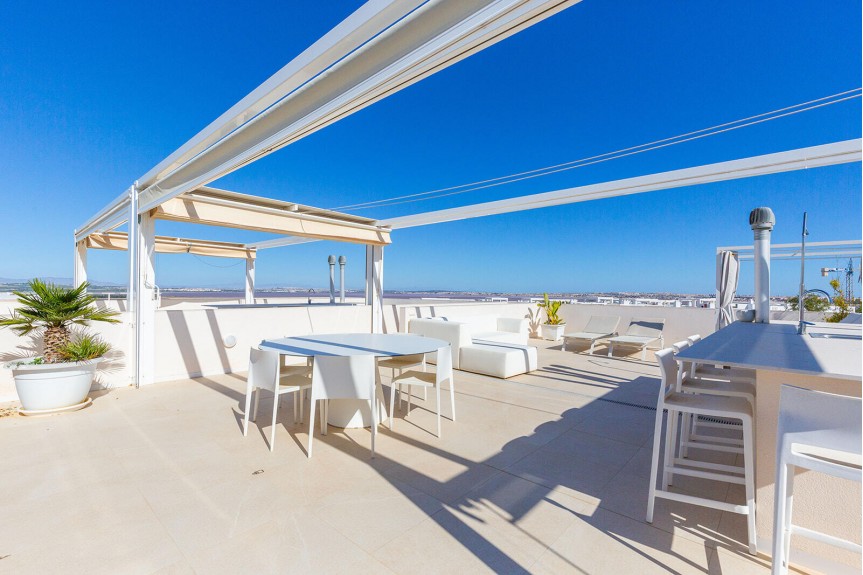 Los Balcones, Designer penthouse