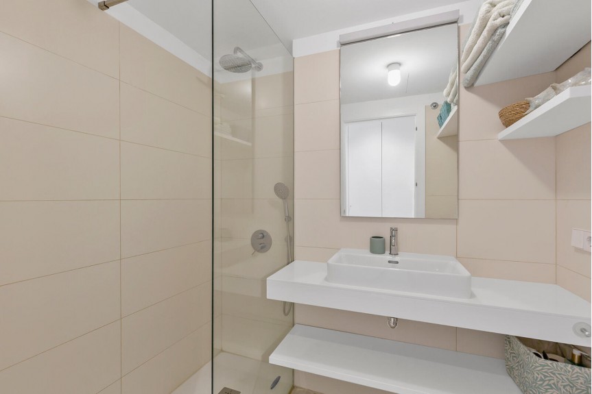 Los Balcones, Designer penthouse