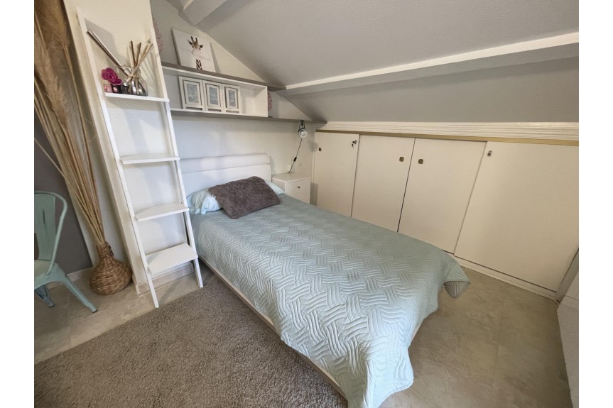 Torre de la Horadada, Duplex