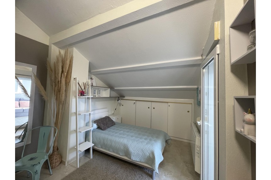 Torre de la Horadada, Duplex