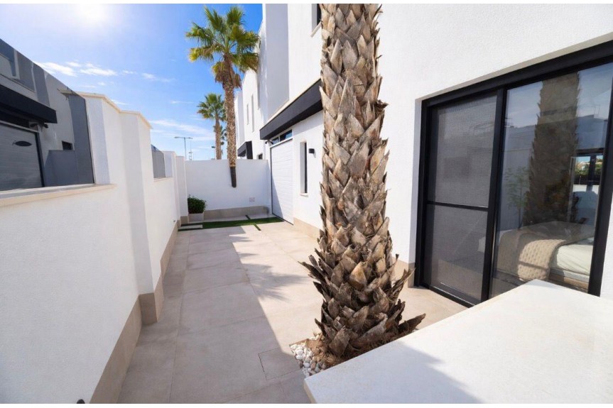 Santiago de la Ribera, Ribera Nature IV