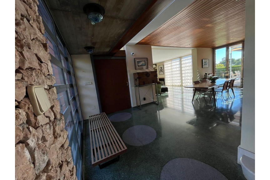 Dehesa de Campoamor, Willa z basenem