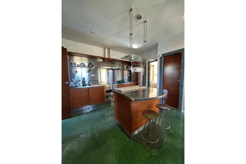 Dehesa de Campoamor, Willa z basenem