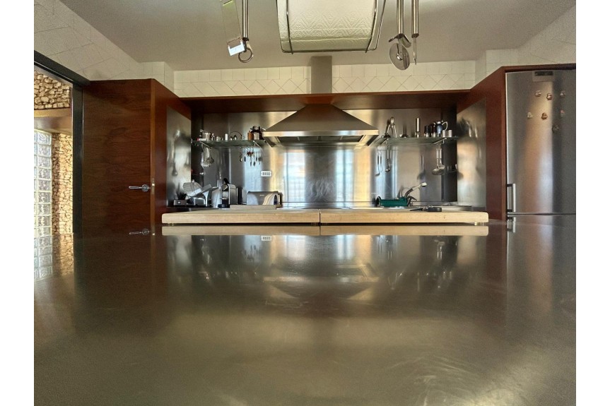 Dehesa de Campoamor, Willa z basenem