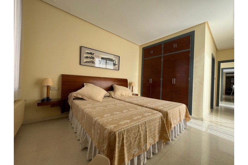 Dehesa de Campoamor, Willa z basenem