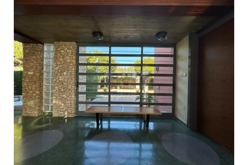 Dehesa de Campoamor, Willa z basenem