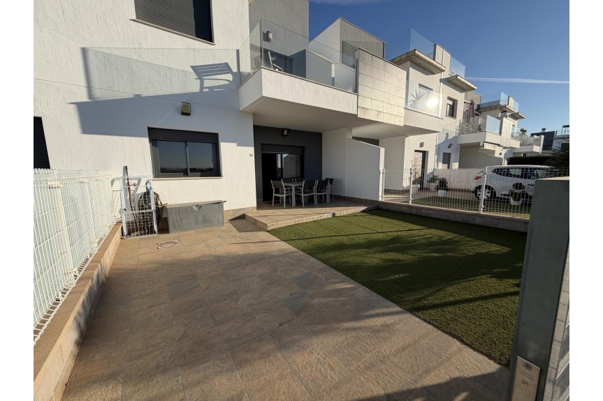 Pilar de la Horadada, Apartament na parterze