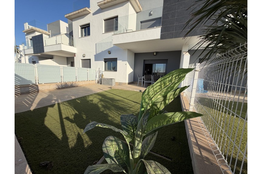 Pilar de la Horadada, Apartament na parterze