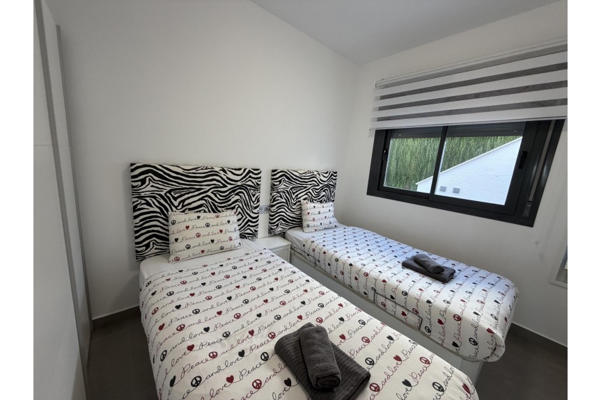 Pilar de la Horadada, Apartament na parterze