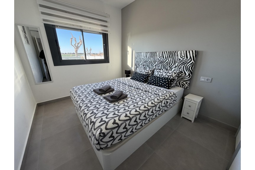 Pilar de la Horadada, Apartament na parterze