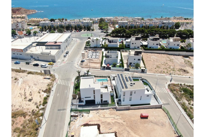 Dehesa de Campoamor, Luksusowa willa