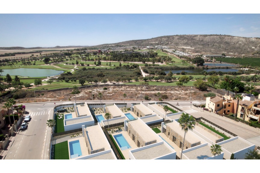 Algorfa, Independent luxury villas