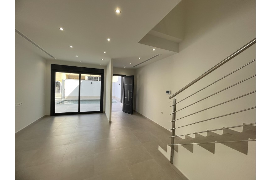 Almoradi, Villa with pool