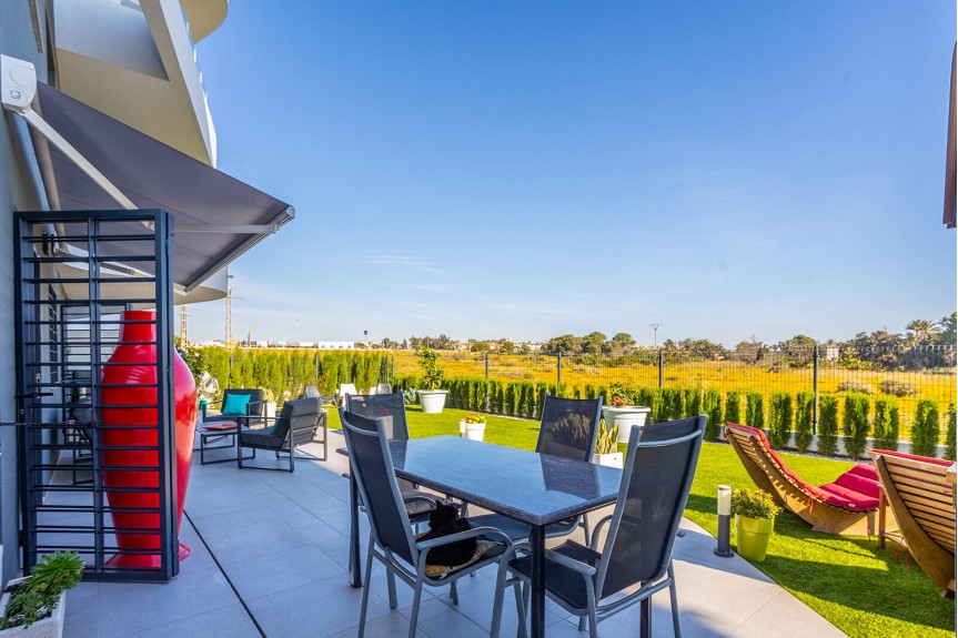 Punta Prima, Luksusowy Apartament