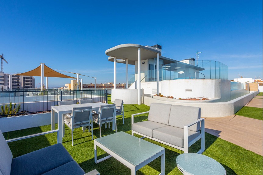 Punta Prima, Luksusowy Apartament