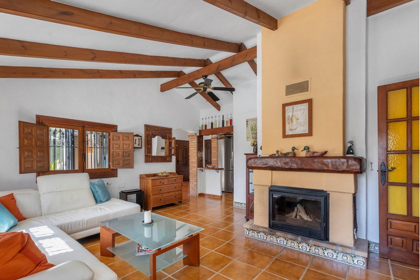 Villamartin, Willa z basenem