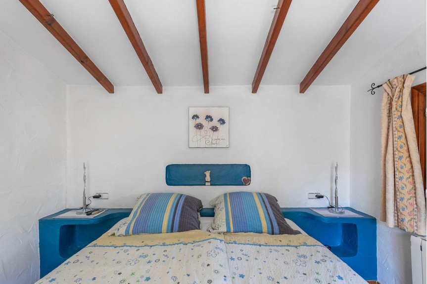 Villamartin, Willa z basenem