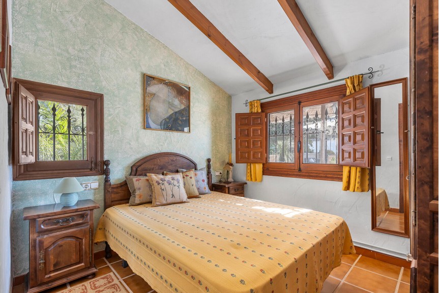 Villamartin, Willa z basenem