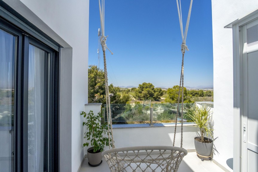 Orihuela Costa, Wyjątkowa Willa