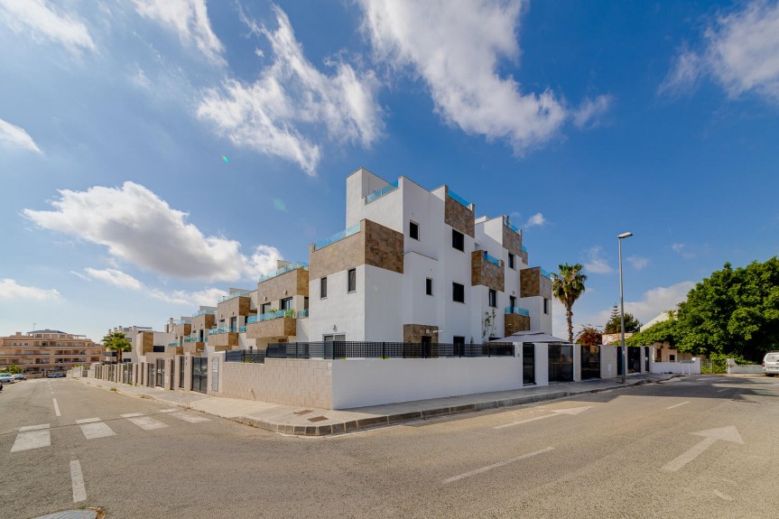 Orihuela Costa, Wyjątkowa Willa