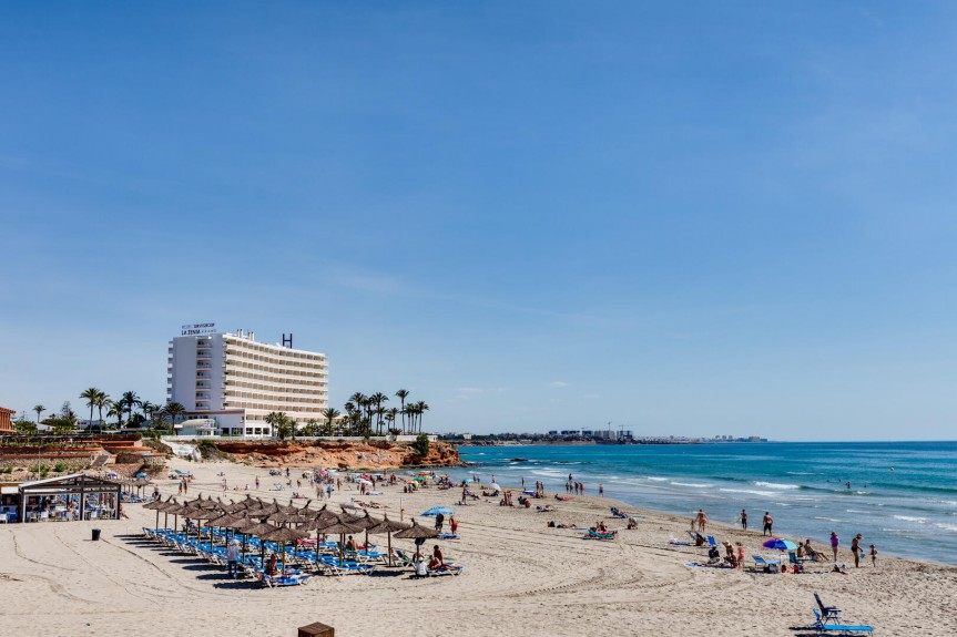 Orihuela Costa, Wyjątkowa Willa